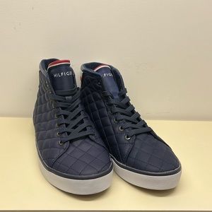 Tommy Hilfiger Puff Quilted High Top Sneakers Men’s Size 9 (NWOT)